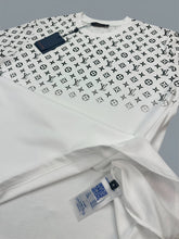 Load image into Gallery viewer, Tshirt