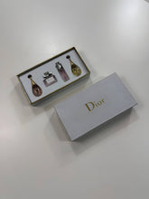 Load image into Gallery viewer, Perfume