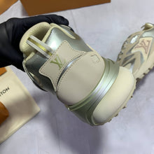 Load image into Gallery viewer, Shoes men