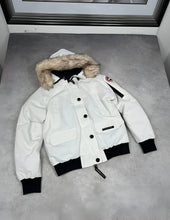 Load image into Gallery viewer, Jacket