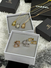 Load image into Gallery viewer, Necklace