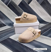 Load image into Gallery viewer, Slipper