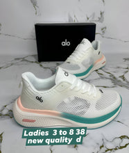 Load image into Gallery viewer, Shoes women