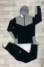 Load image into Gallery viewer, Tracksuit men