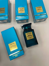 Load image into Gallery viewer, Perfume