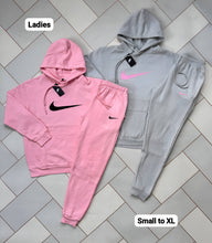 Load image into Gallery viewer, Tracksuit women