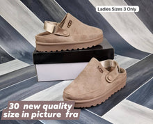 Load image into Gallery viewer, Slipper
