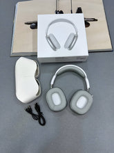 Load image into Gallery viewer, Headphone