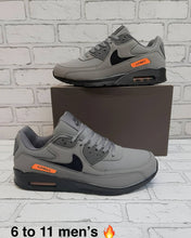 Load image into Gallery viewer, Shoes