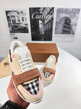 Load image into Gallery viewer, Shoes women