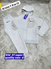 Load image into Gallery viewer, Tracksuit boy