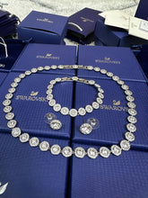 Load image into Gallery viewer, Necklace