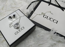 Load image into Gallery viewer, Necklace