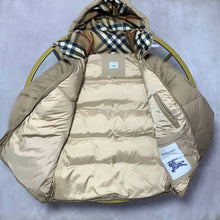 Load image into Gallery viewer, Jacket