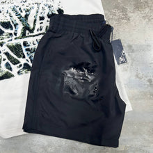 Load image into Gallery viewer, Tshirt