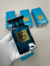 Load image into Gallery viewer, Perfume