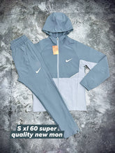 Load image into Gallery viewer, Tracksuit