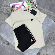 Load image into Gallery viewer, Tshirt