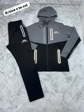 Load image into Gallery viewer, Tracksuit men