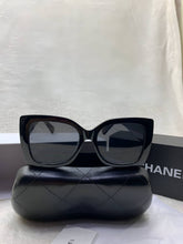 Load image into Gallery viewer, Sunglass
