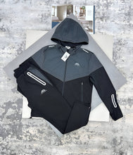 Load image into Gallery viewer, Tracksuit men