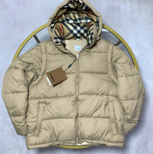 Load image into Gallery viewer, Jacket
