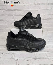 Load image into Gallery viewer, Shoes