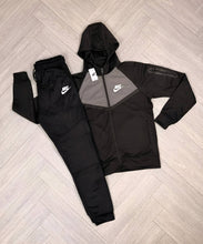 Load image into Gallery viewer, Tracksuit men