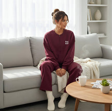 Load image into Gallery viewer, Tracksuit women