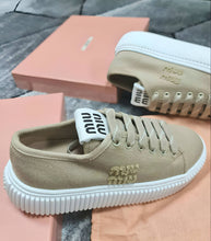 Load image into Gallery viewer, Shoes women