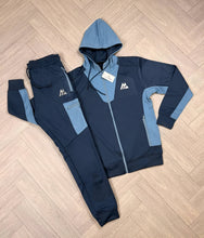 Load image into Gallery viewer, Tracksuit men