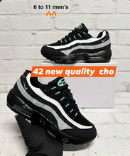 Load image into Gallery viewer, Shoes