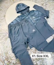 Load image into Gallery viewer, Tracksuit men