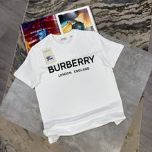 Load image into Gallery viewer, Tshirt