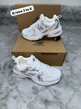 Load image into Gallery viewer, Shoes women
