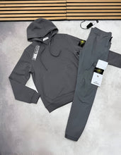 Load image into Gallery viewer, Tracksuit