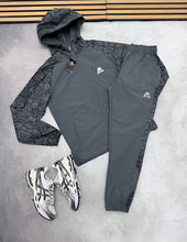 Load image into Gallery viewer, Tracksuit men