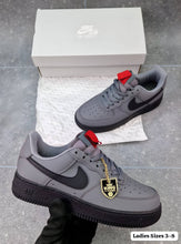 Load image into Gallery viewer, Shoes