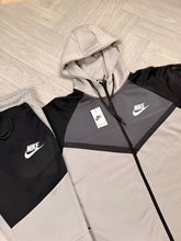 Load image into Gallery viewer, Tracksuit men