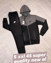 Load image into Gallery viewer, Tracksuit men