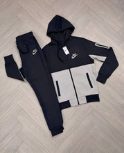 Load image into Gallery viewer, Tracksuit men