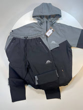 Load image into Gallery viewer, Tracksuit