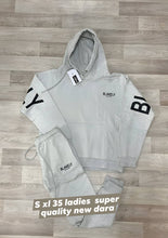 Load image into Gallery viewer, Tracksuit women