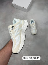 Load image into Gallery viewer, Shoes