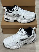 Load image into Gallery viewer, Shoes
