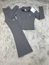 Load image into Gallery viewer, Tracksuit women