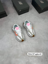 Load image into Gallery viewer, Shoes