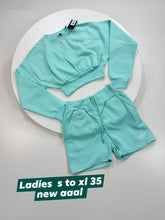 Load image into Gallery viewer, Tracksuit women