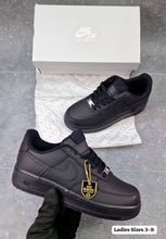 Load image into Gallery viewer, Shoes