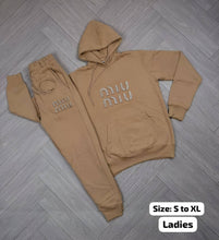Load image into Gallery viewer, Tracksuit